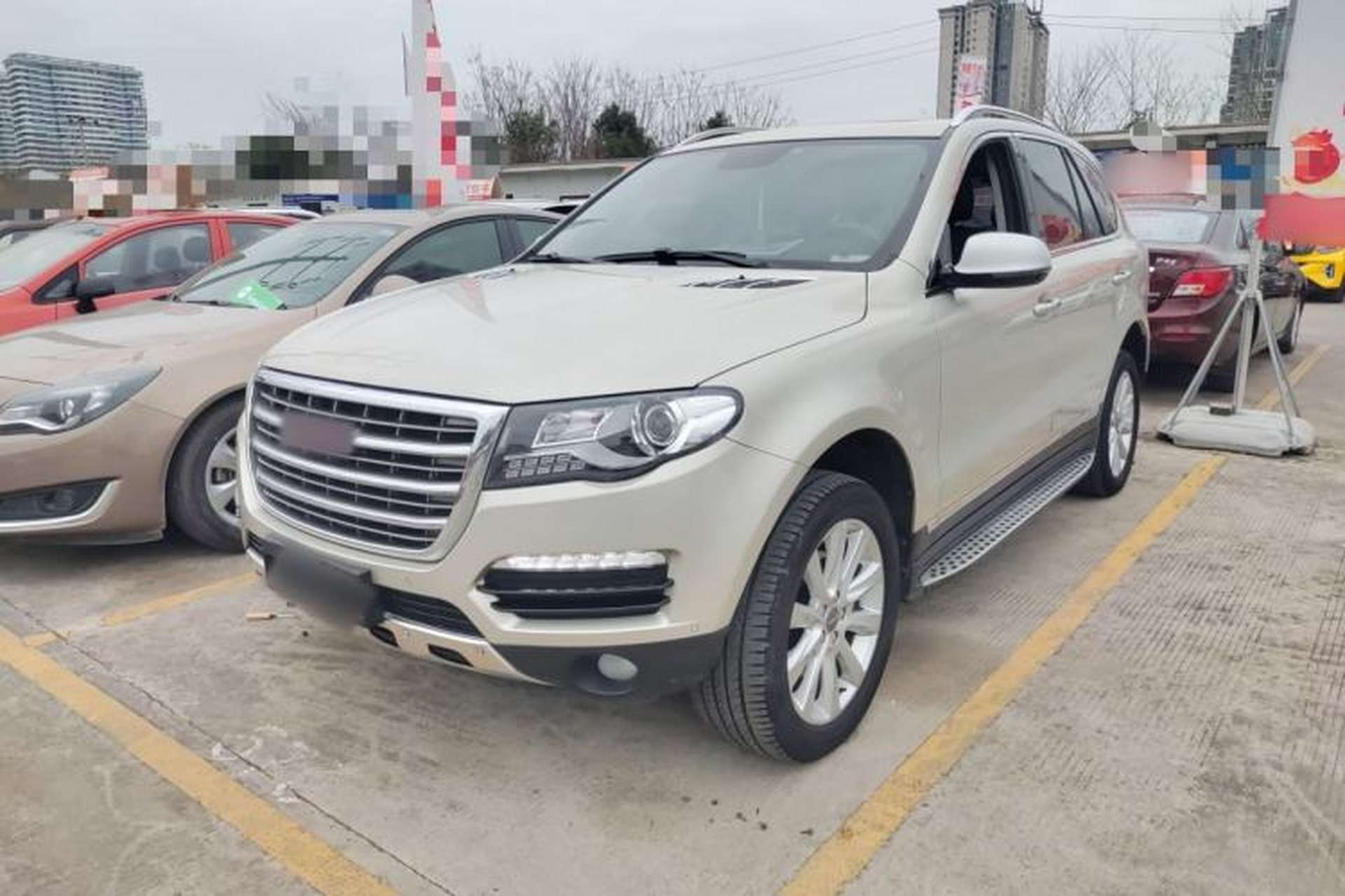 Used Haval H8 2015 2.0T Two-Wheel Drive Comfort Version Front Left 45 Deg