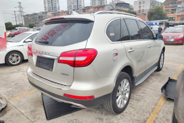 Used Haval H8 2015 2.0T Two-Wheel Drive Comfort Version Rear Right 45 Deg