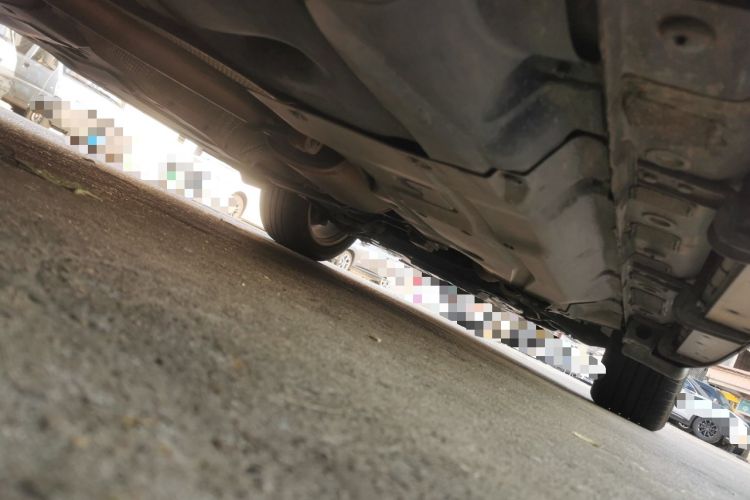 Used Haval H8 2015 2.0T Four-Wheel Drive Comfort Version Chassis Rear Right