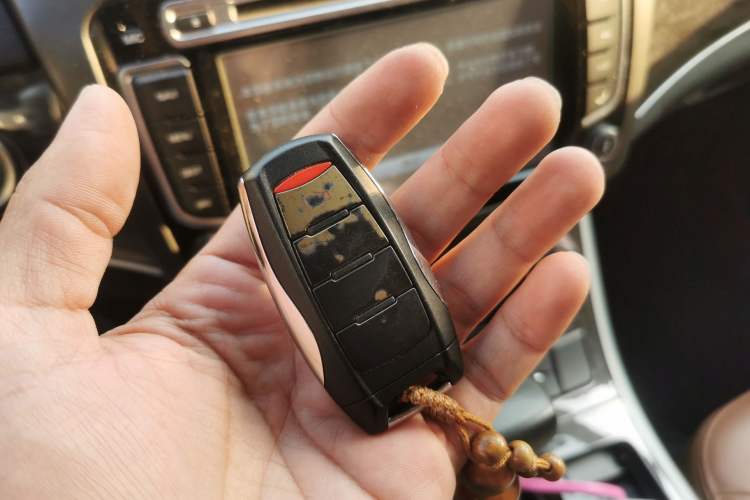 Used Haval H8 2015 2.0T Four-Wheel Drive Comfort Version Vehicle Key