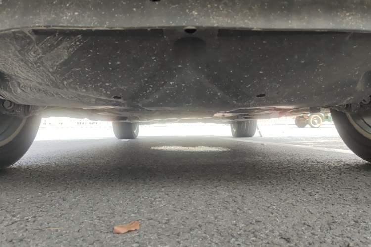 Used Haval H8 2015 2.0T Two-Wheel Drive Comfort Version Chassis Front