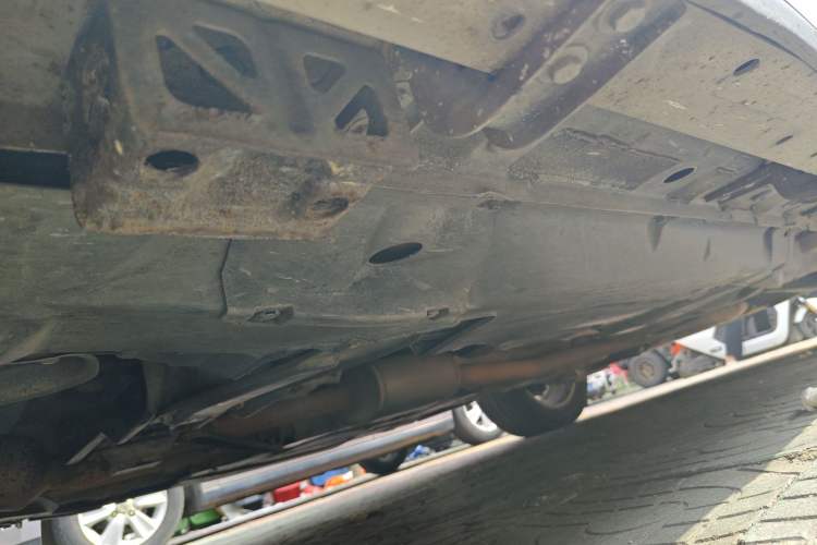 Used Haval H8 2015 2.0T Four-Wheel Drive Comfort Version Chassis Front Left