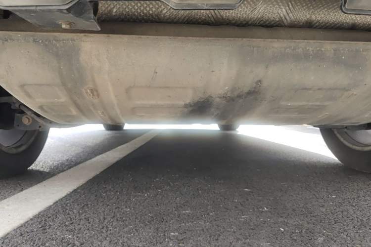 Used Haval H8 2015 2.0T Two-Wheel-Drive Elite Version Chassis Rear