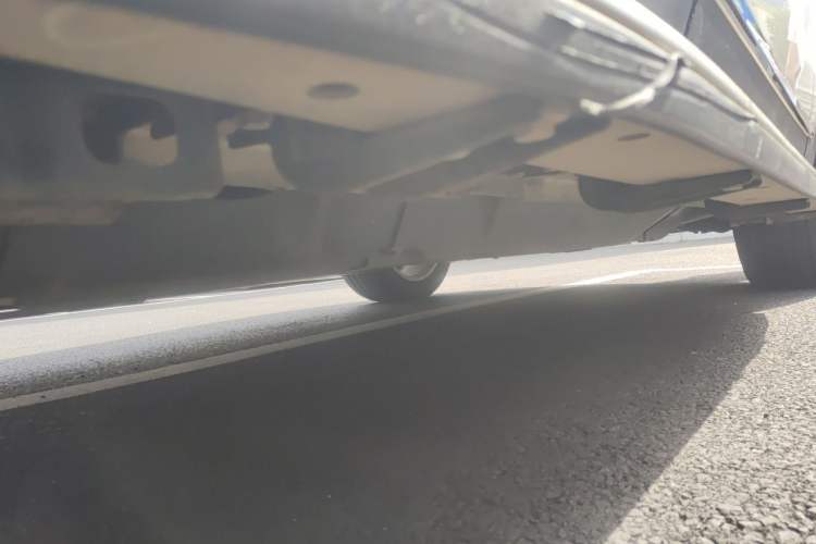 Used Haval H8 2015 2.0T Two-Wheel-Drive Elite Version Chassis Rear Right