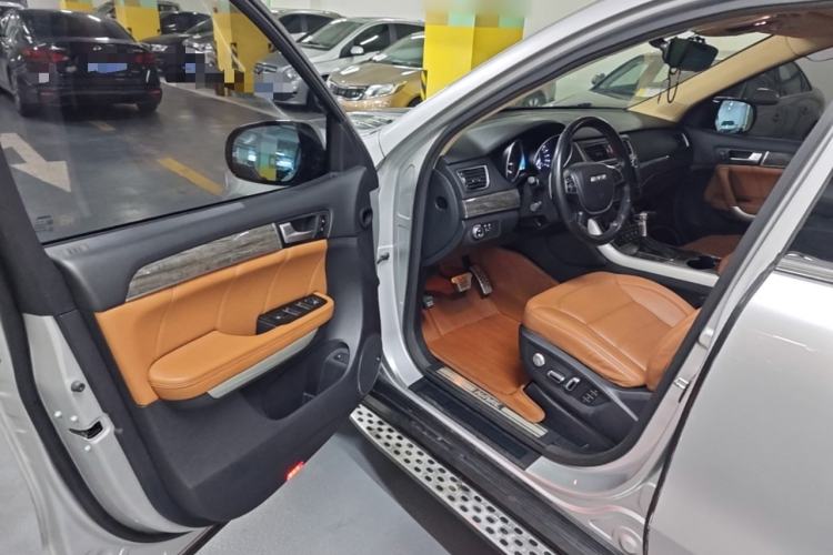Used Haval H8 2015 2.0T Two-Wheel Drive Comfort Version Driver Seat