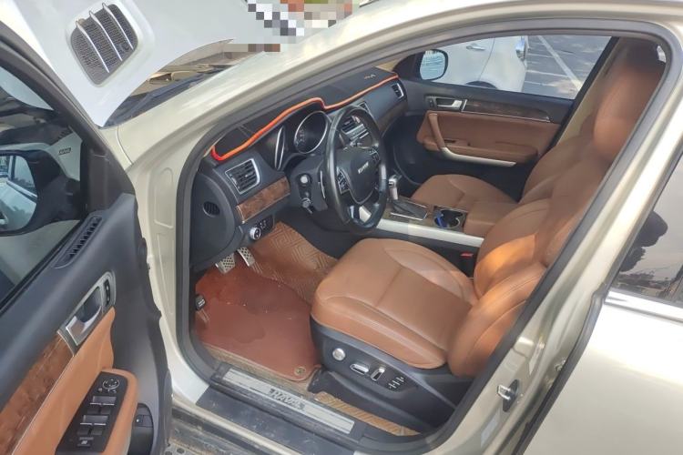 Used Haval H8 2015 2.0T Two-Wheel Drive Comfort Version Driver Seat