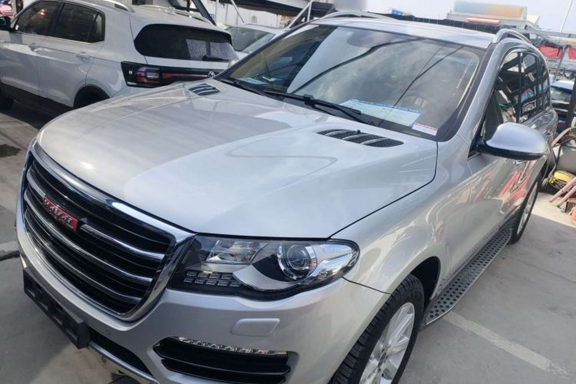 Used Haval H8 2015 2.0T Two-Wheel-Drive Luxury Version Front Left 45 Deg