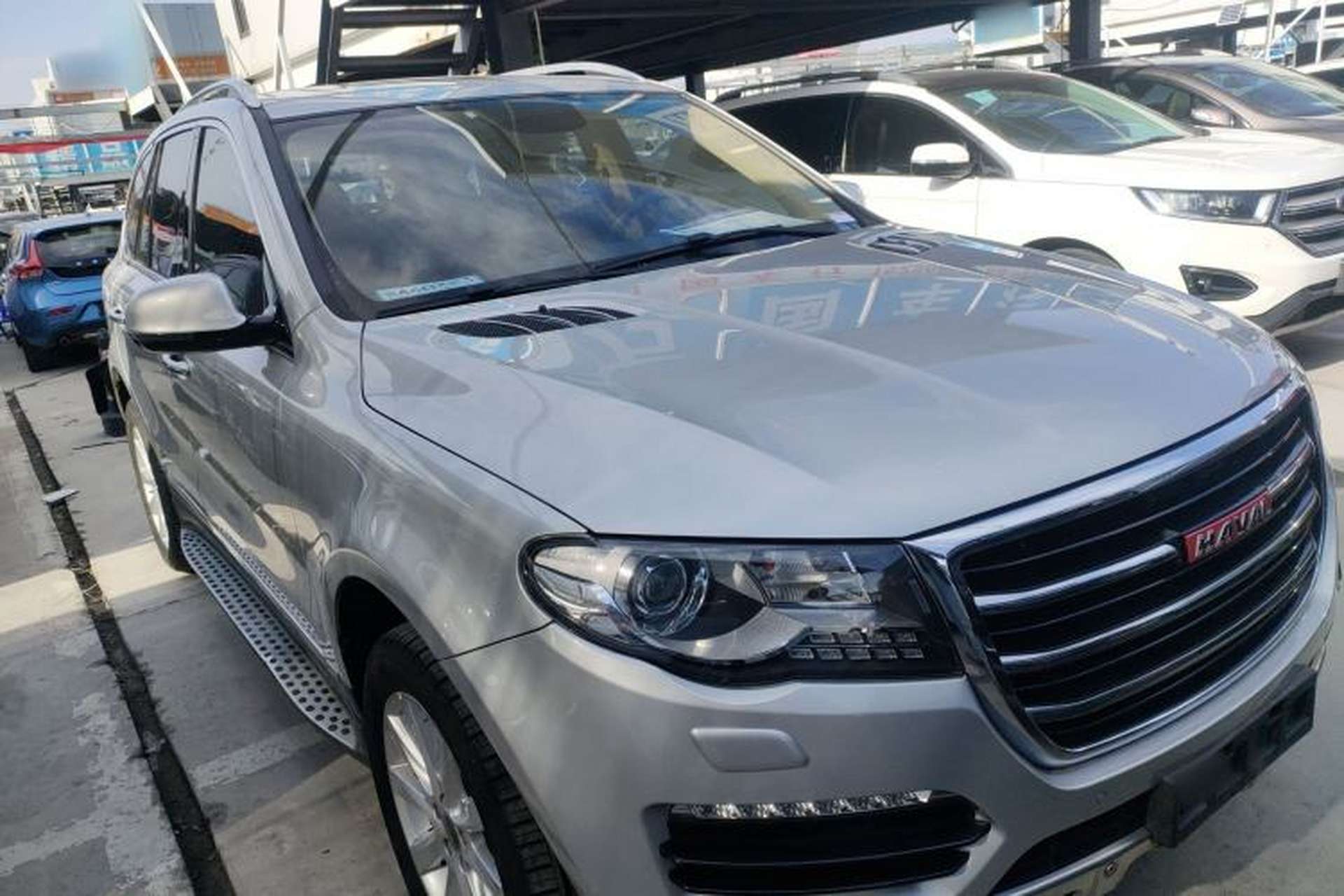 Used Haval H8 2015 2.0T Two-Wheel-Drive Luxury Version Front Right 45 Deg