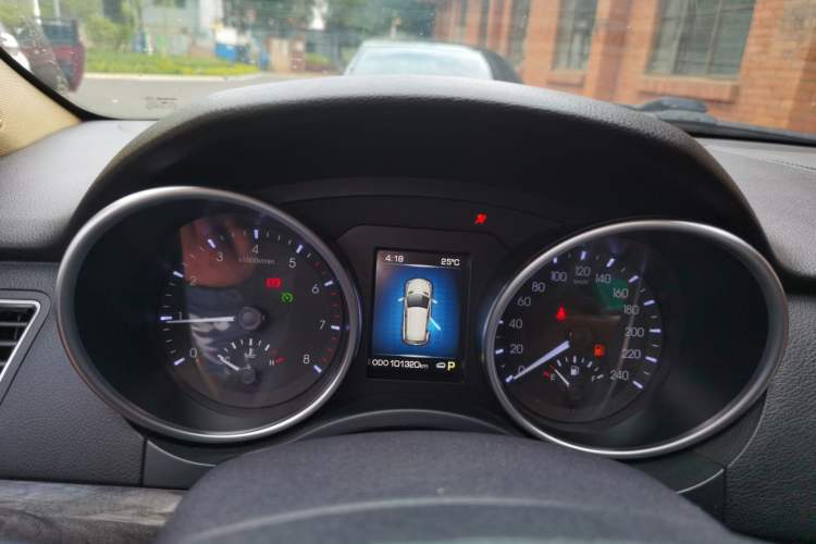 Used Haval H8 2015 2.0T Four-Wheel Drive Comfort Version Instrument Cluster
