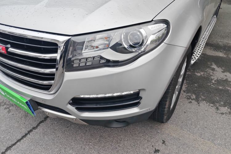 Used Haval H8 2015 2.0T Two-Wheel-Drive Standard Version Left Front Headlight