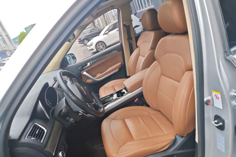 Used Haval H8 2015 2.0T Two-Wheel-Drive Standard Version Left Front Seat