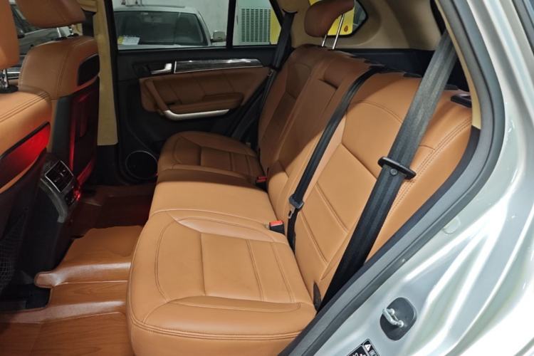 Used Haval H8 2015 2.0T Two-Wheel Drive Comfort Version Left Rear Seat