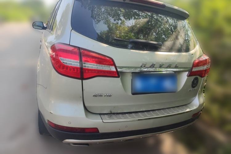 Used Haval H8 2015 2.0T Two-Wheel-Drive Elite Version Rear
