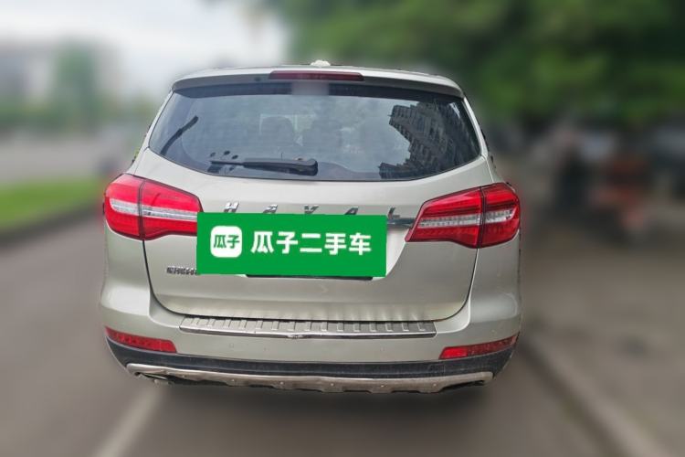 Used Haval H8 2015 2.0T Two-Wheel Drive Comfort Version Rear