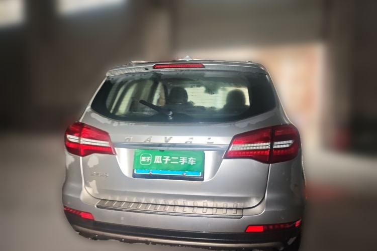 Used Haval H8 2015 2.0T Two-Wheel-Drive Luxury Version Rear