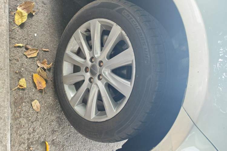 Used Haval H8 2015 2.0T Two-Wheel Drive Comfort Version Right Front Wheel Hub