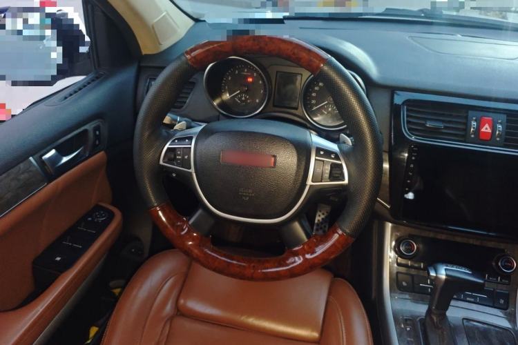 Used Haval H8 2015 2.0T Four-Wheel Drive Prestige Version Steering Wheel