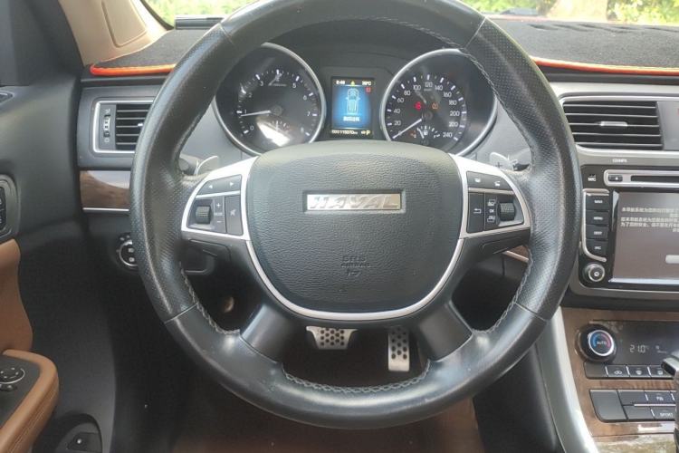 Used Haval H8 2015 2.0T Two-Wheel Drive Comfort Version Steering Wheel
