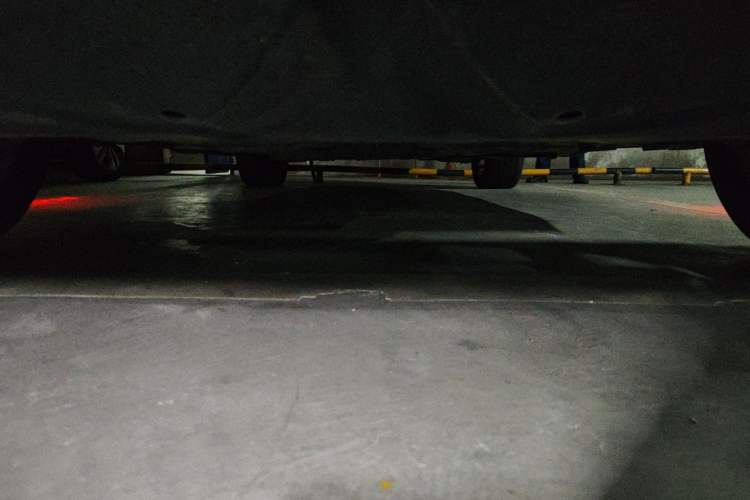 Used Haval H8 2015 2.0T Four-Wheel Drive Elite Model Chassis Front