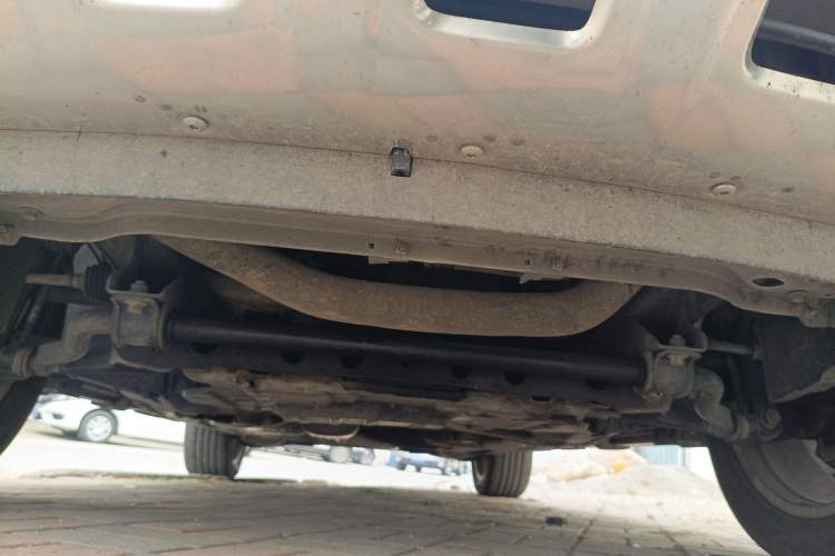 Used Haval H8 2015 2.0T Four-Wheel Drive Comfort Version Chassis Front