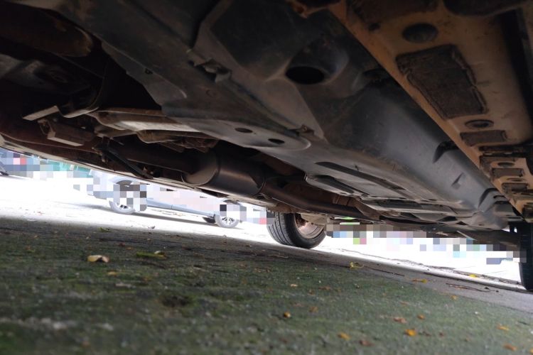 Used Haval H8 2015 2.0T Four-Wheel Drive Luxury Model Chassis Front Left