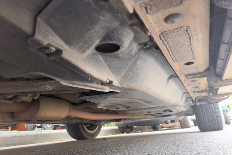 Used Haval H8 2015 2.0T Four-Wheel Drive Comfort Version Chassis Front Left