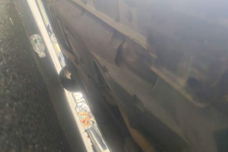 Used Haval H8 2015 2.0T Two-Wheel Drive Comfort Version Chassis Front Right