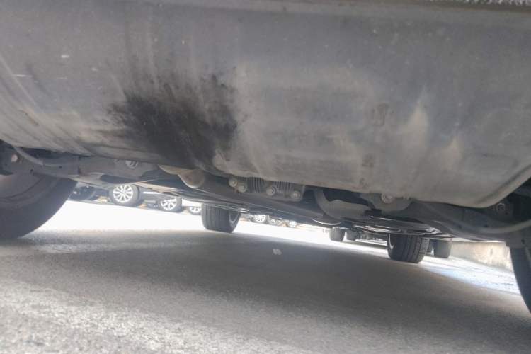 Used Haval H8 2015 2.0T Four-Wheel Drive Luxury Model Chassis Rear