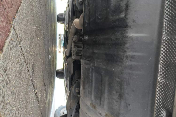 Used Haval H8 2015 2.0T Two-Wheel-Drive Standard Version Chassis Rear