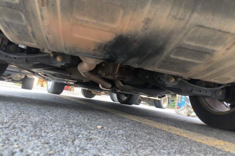 Used Haval H8 2015 2.0T Two-Wheel-Drive Luxury Version Chassis Rear