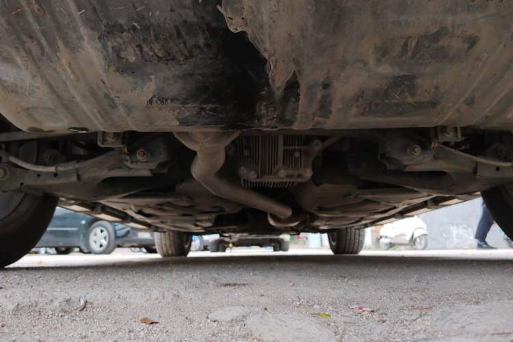 Used Haval H8 2015 2.0T Two-Wheel-Drive Luxury Version Chassis Rear
