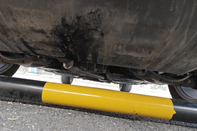 Used Haval H8 2015 2.0T Four-Wheel Drive Elite Model Chassis Rear