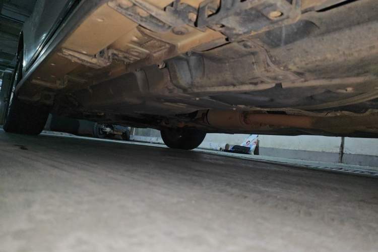 Used Haval H8 2015 2.0T Two-Wheel-Drive Elite Version Chassis Rear Left