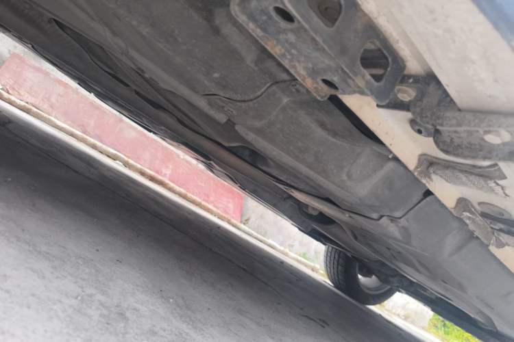 Used Haval H8 2015 2.0T Two-Wheel Drive Comfort Version Chassis Rear Right