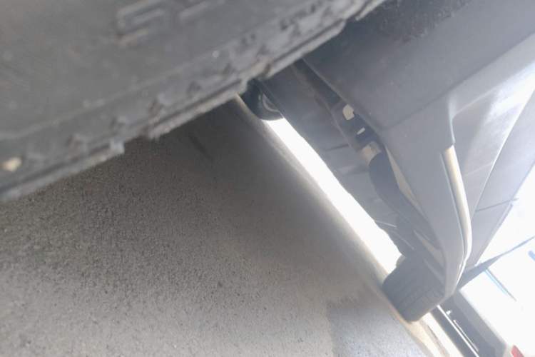 Used Haval H8 2015 2.0T Four-Wheel Drive Luxury Model Chassis Rear Right