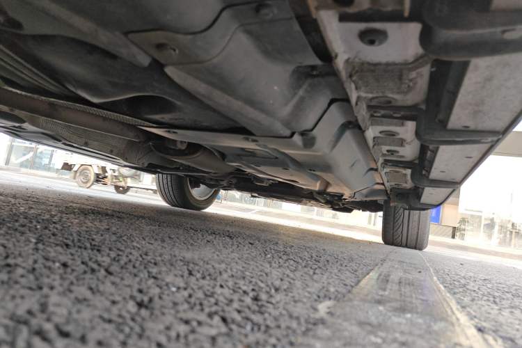 Used Haval H8 2015 2.0T Four-Wheel Drive Elite Model Chassis Rear Right