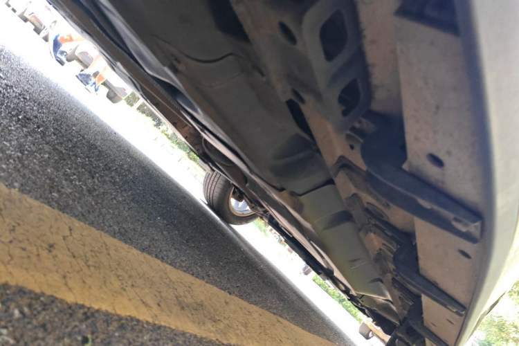 Used Haval H8 2015 2.0T Two-Wheel-Drive Elite Version Chassis Rear Right