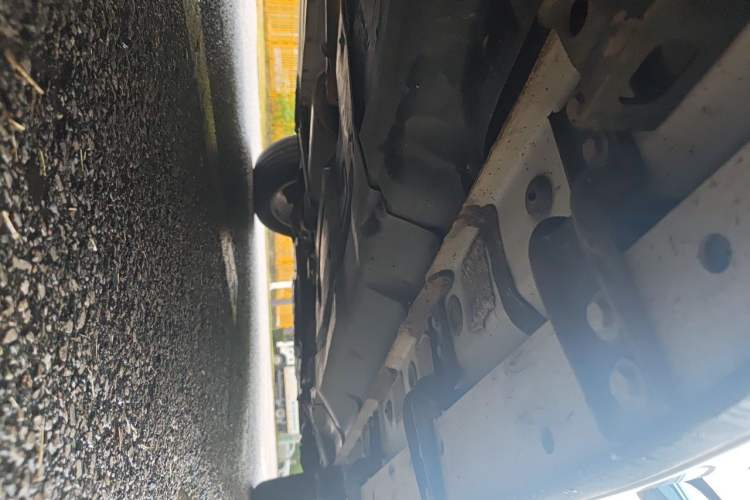 Used Haval H8 2015 2.0T Four-Wheel Drive Comfort Version Chassis Rear Right