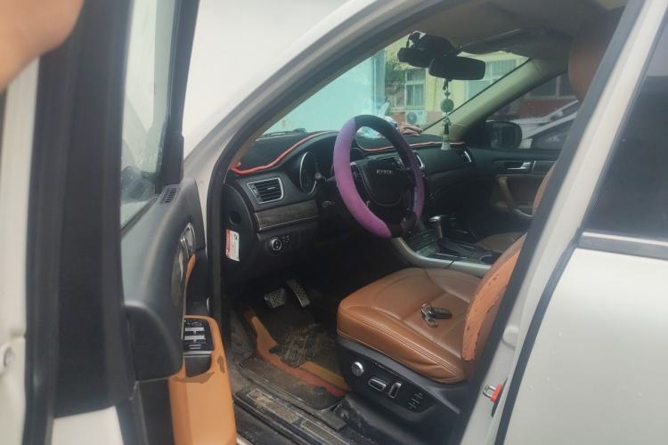 Used Haval H8 2015 2.0T Two-Wheel Drive Comfort Version Driver Seat
