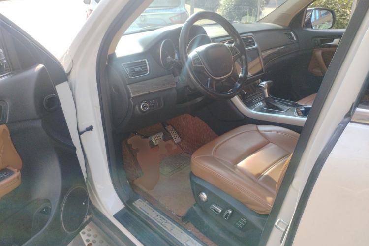 Used Haval H8 2015 2.0T Two-Wheel Drive Comfort Version Driver Seat