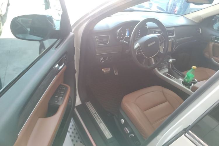 Used Haval H8 2015 2.0T Four-Wheel Drive Elite Model Driver Seat