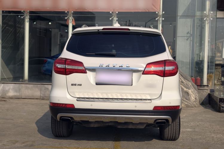 Used Haval H8 2015 2.0T Two-Wheel-Drive Elite Version Exterior 4