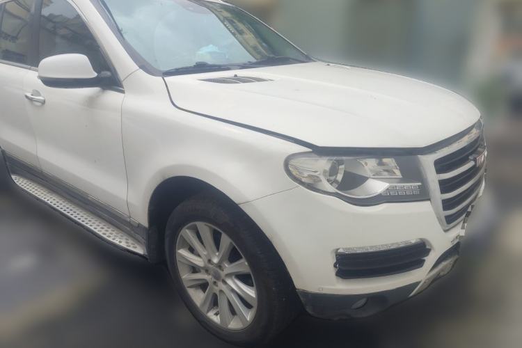 Used Haval H8 2015 2.0T Two-Wheel Drive Comfort Version Front Right 45 Deg