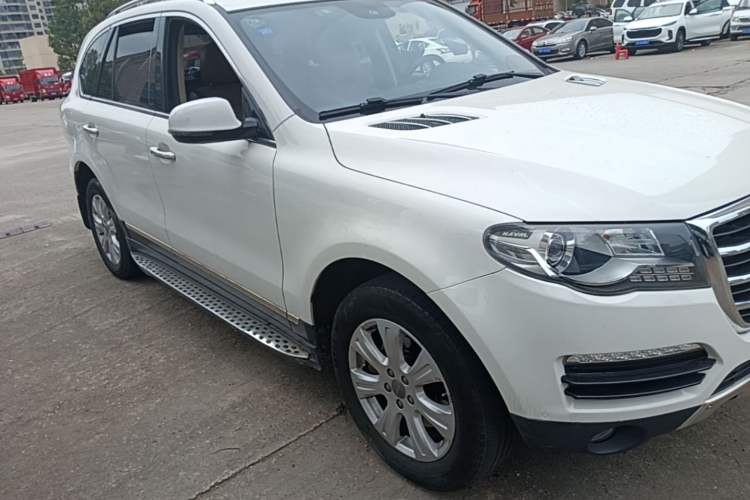 Used Haval H8 2015 2.0T Two-Wheel-Drive Standard Version Front Right 45 Deg