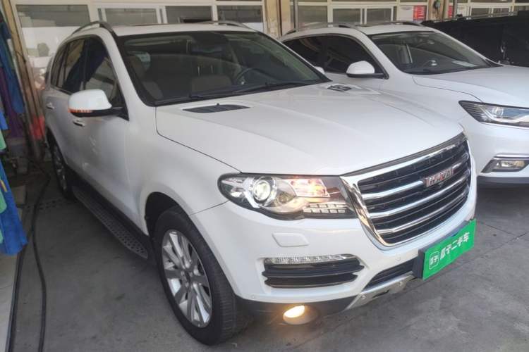 Used Haval H8 2015 2.0T Four-Wheel Drive Elite Model Front Right 45 Deg