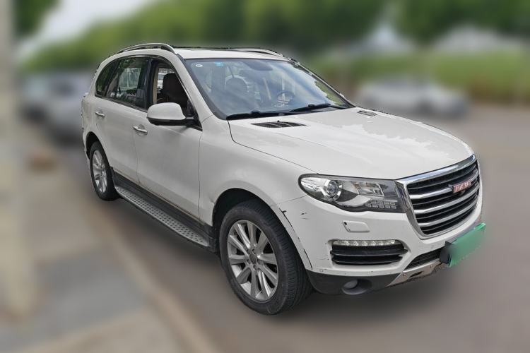 Used Haval H8 2015 2.0T Two-Wheel-Drive Elite Version Front Right 45 Deg