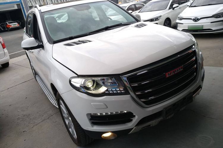 Used Haval H8 2015 2.0T Two-Wheel-Drive Luxury Version Front Right 45 Deg
