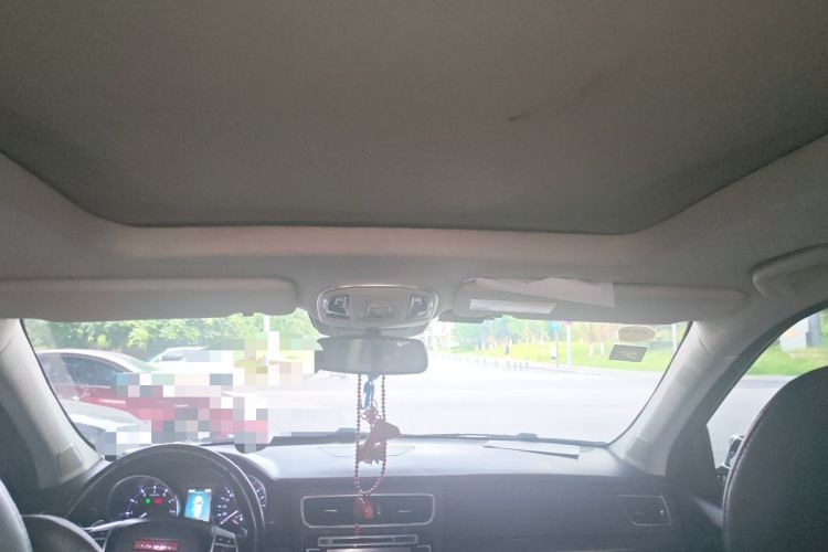 Used Haval H8 2015 2.0T Two-Wheel Drive Comfort Version Headliner