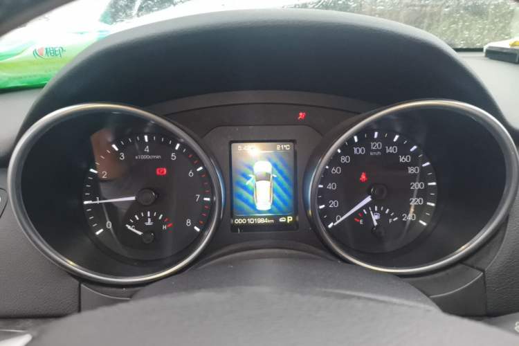 Used Haval H8 2015 2.0T Two-Wheel Drive Comfort Version Instrument Cluster