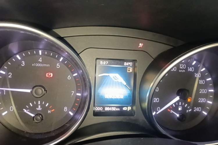 Used Haval H8 2015 2.0T Two-Wheel Drive Comfort Version Instrument Cluster